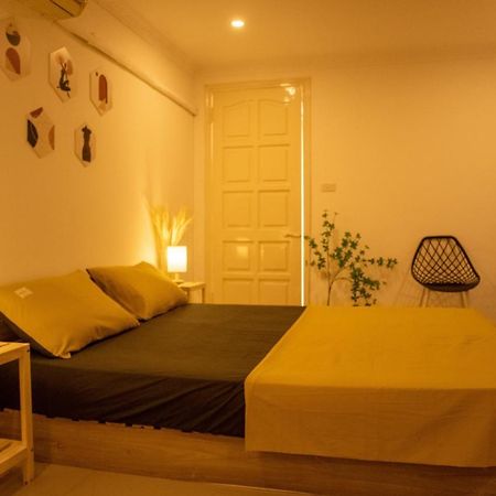 Homestay Pho Co Hanoi Esterno foto